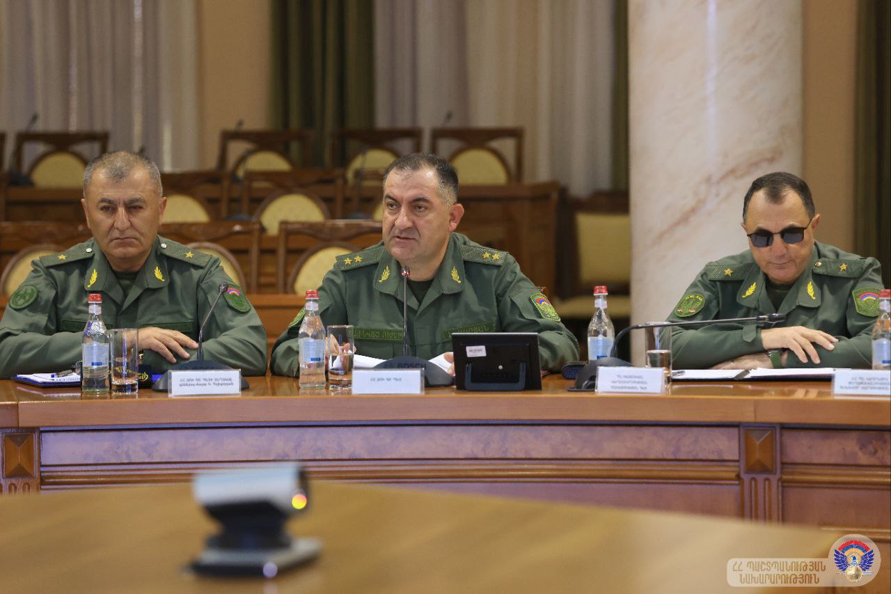 ԳՇ պետ Էդվարդ Ասրյանը հանդիպել է քառօրյա օպերատիվ հավաքների մասնակիցներին