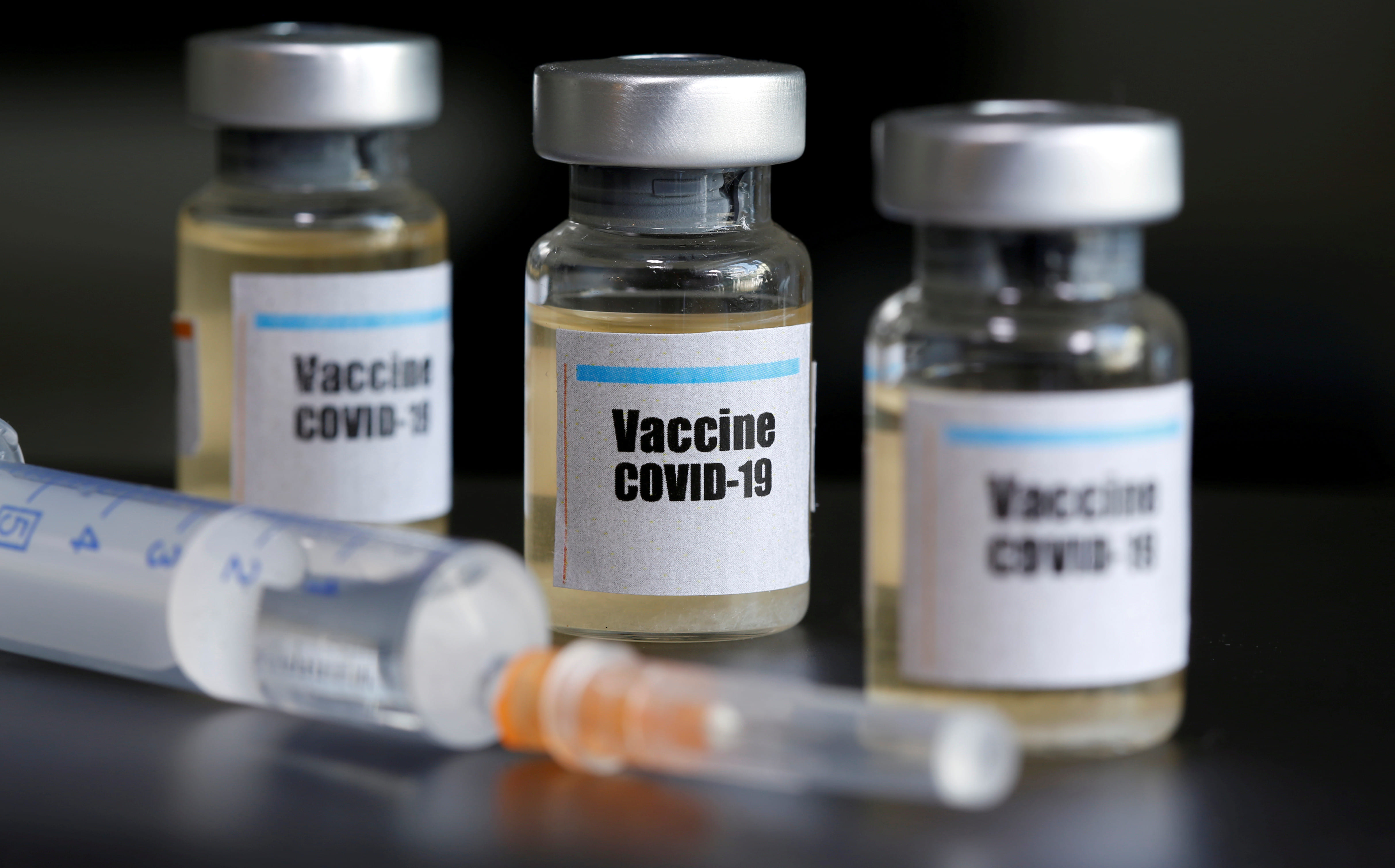 Провал вакцинации грозит ЕС потерей порядка €100 млрд инвестиций и турсезона - СМИ