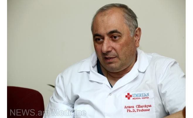 Апелляционный суд оставил под арестом известного врача Армена Чарчяна
