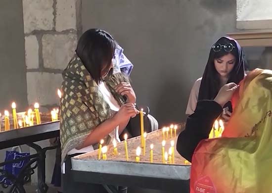 Миротворцы РФ сопроводили паломников в монастырь Амарас в Карабахе
