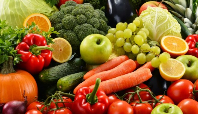 Россия ужесточила правила ввоза фруктов и овощей через границу