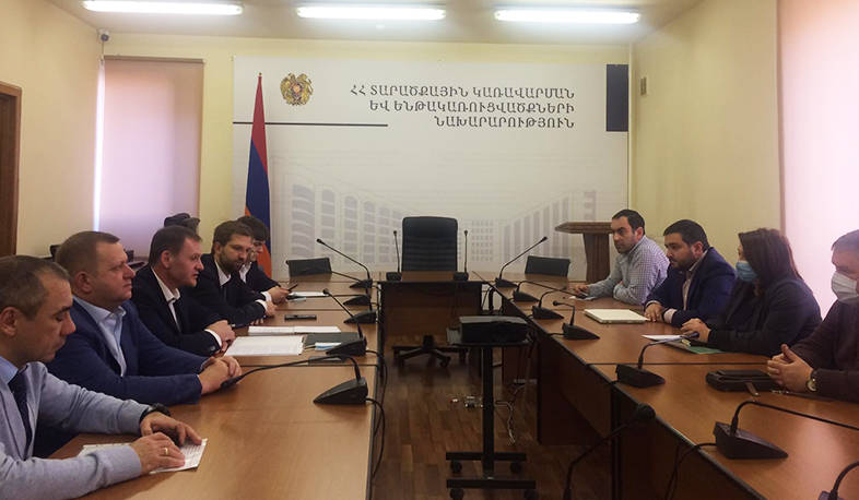 В Министерстве территориального управления и инфраструктур приняли делегацию «РОСДОРНИИ» 