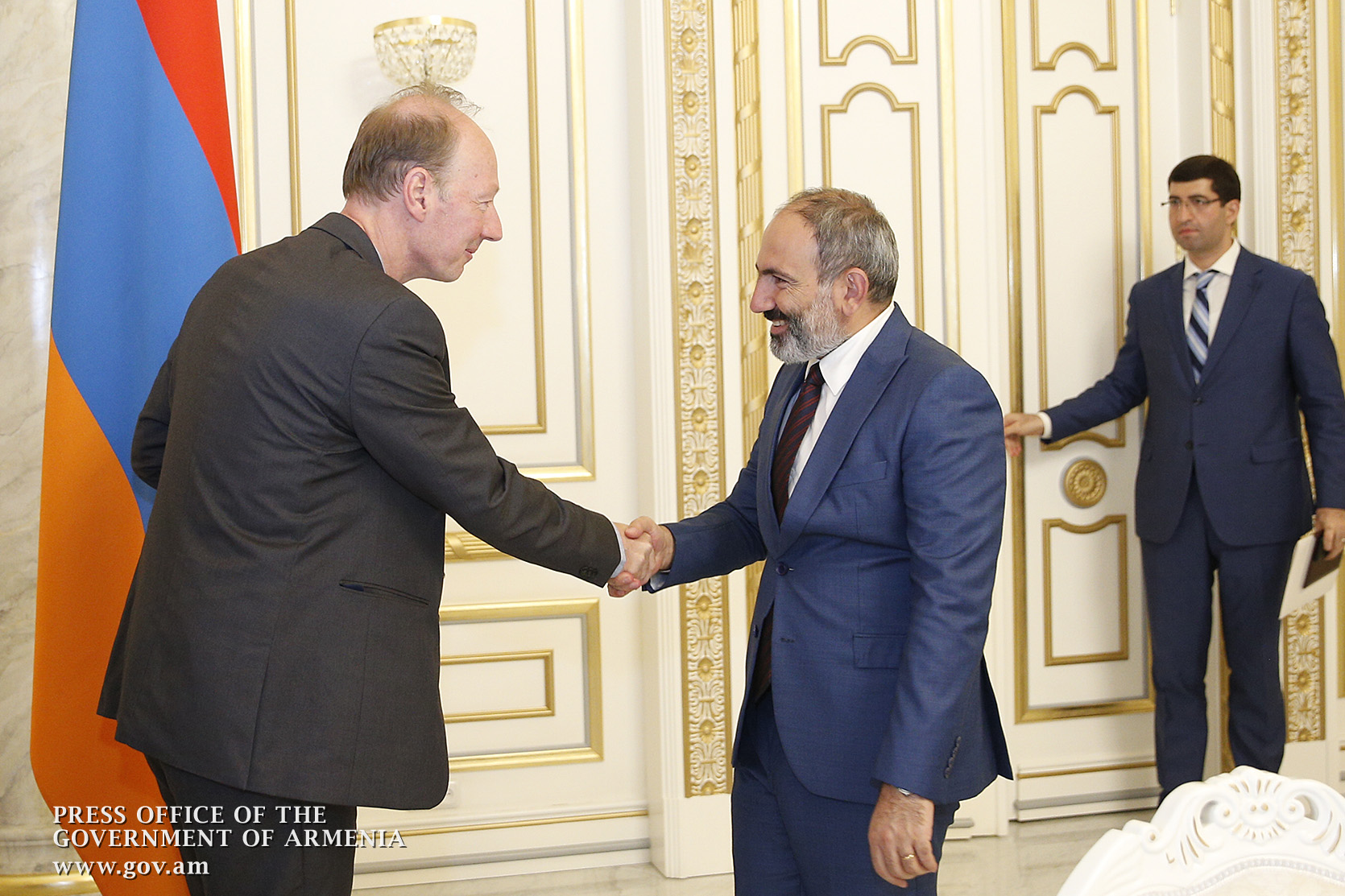 Для реализации повестки демократических изменений в Армении важно содействие ЕС