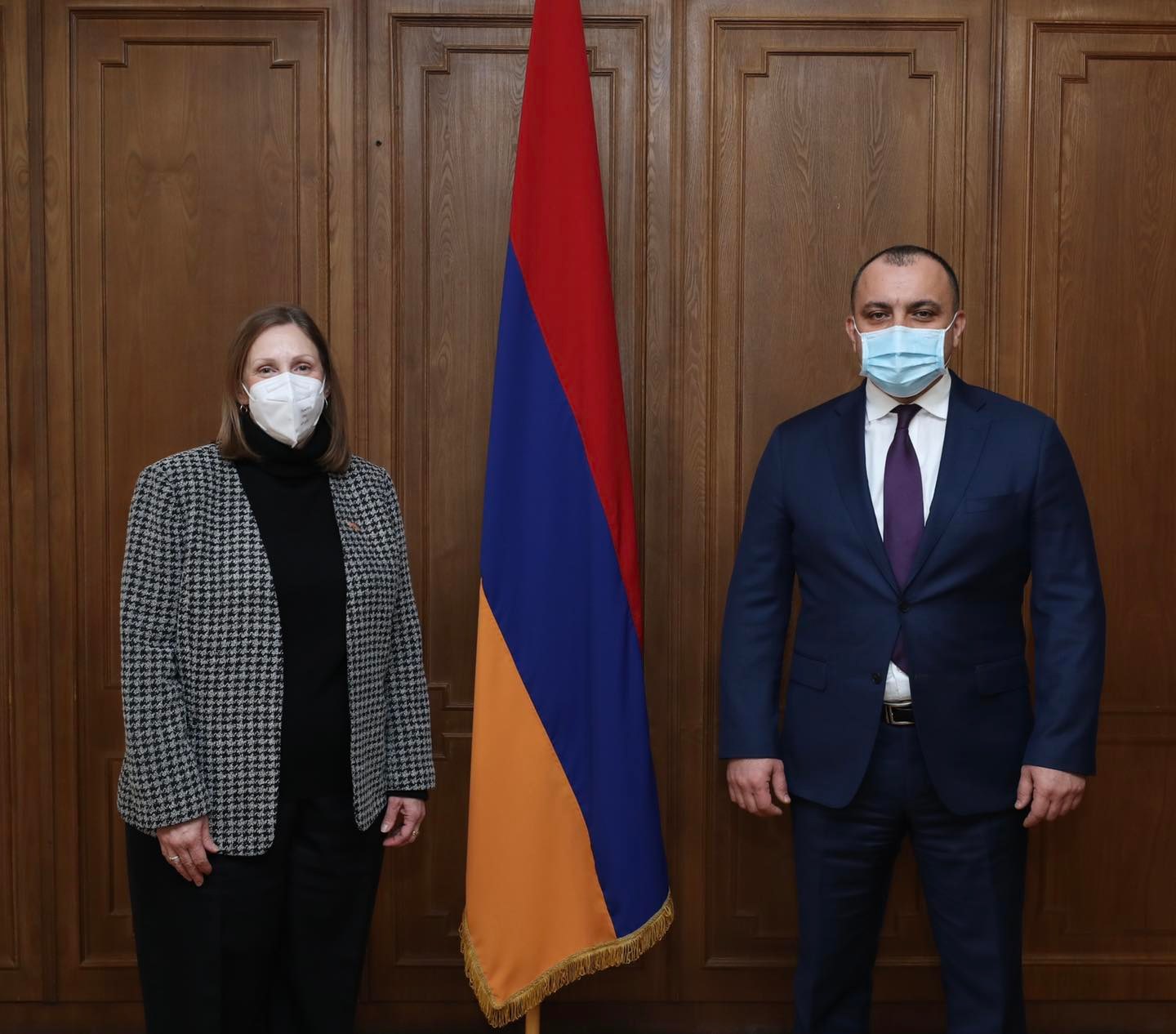 Лин Трейси и Арман Диланян обсудили содействие США Армении в судебной системе