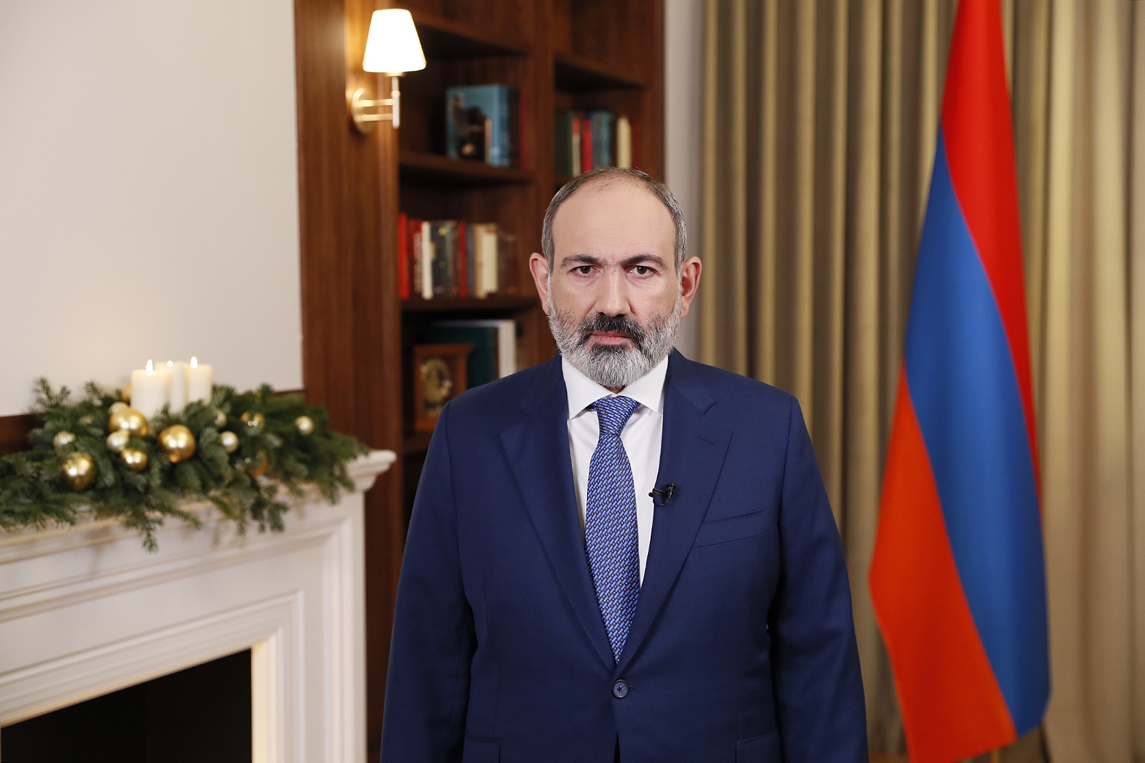 Премьер-министр Пашинян поздравил армян всего мира с Рождеством Христовым