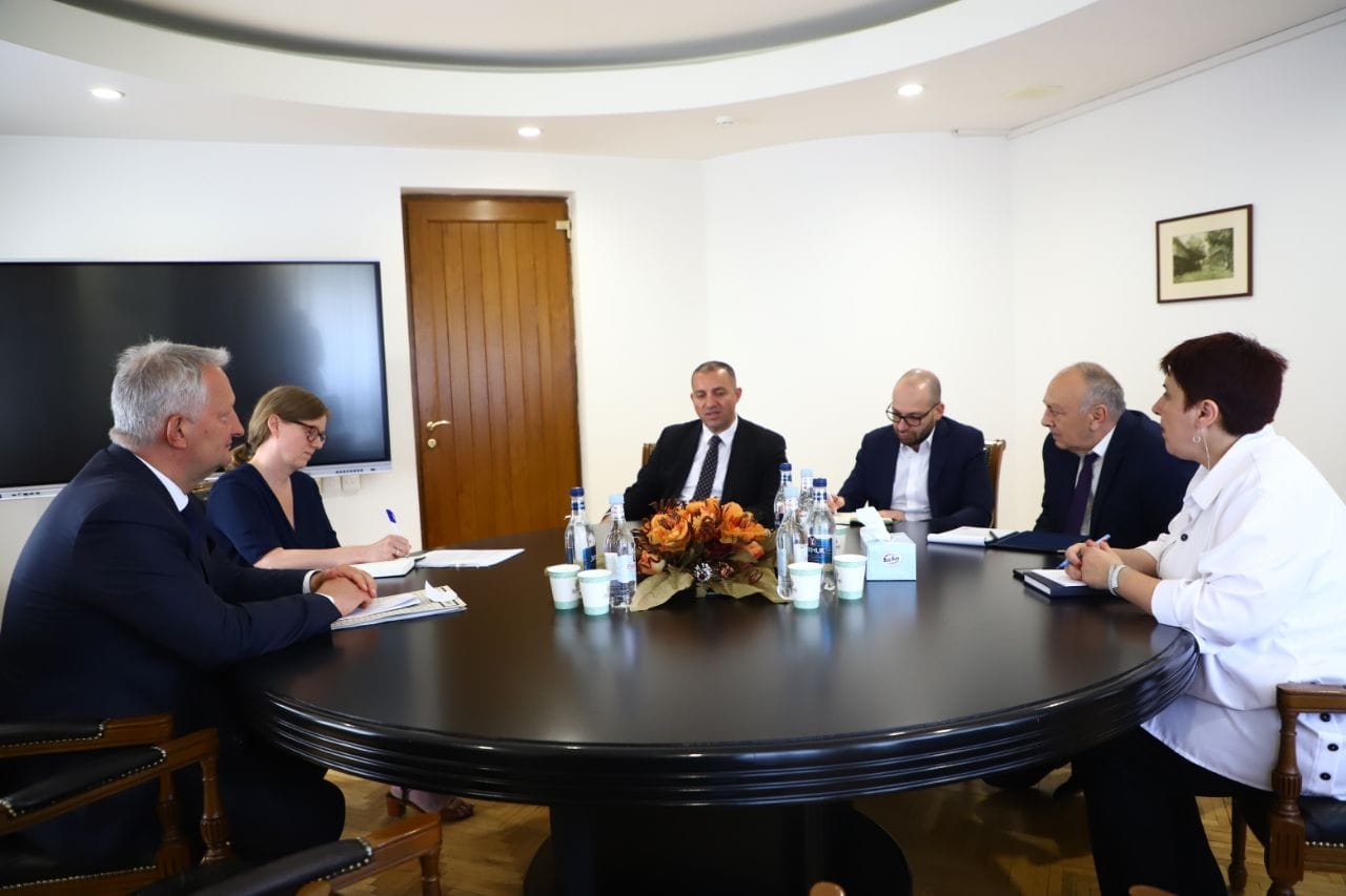 Армения и Германия обсудили вопросы сотрудничества в области химической промышленности