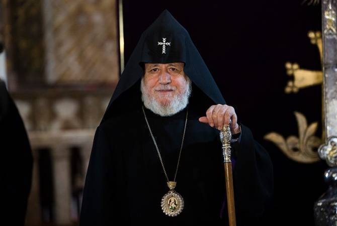 Католикос всех армян отбыл в ОАЭ