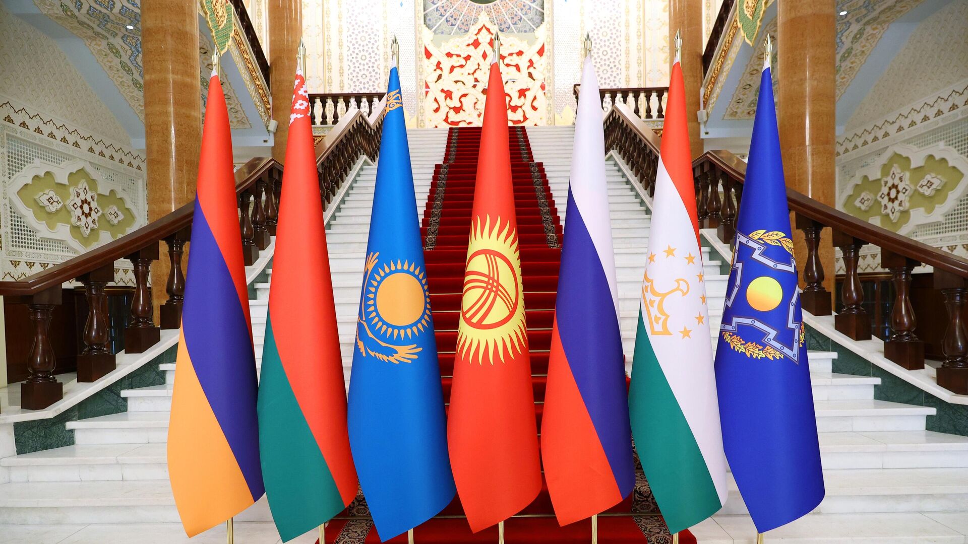 В МИД РФ исключили возможность вопроса о выходе Армении из ОДКБ