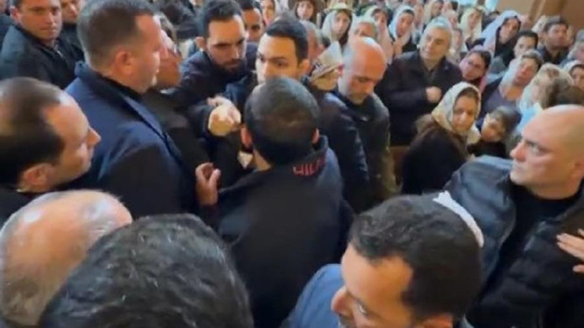 Բաց նամակ Նիկոլ Փաշինյանին աշակերտներից ու Դավիթի եւ Միքայելի հարազատներից  