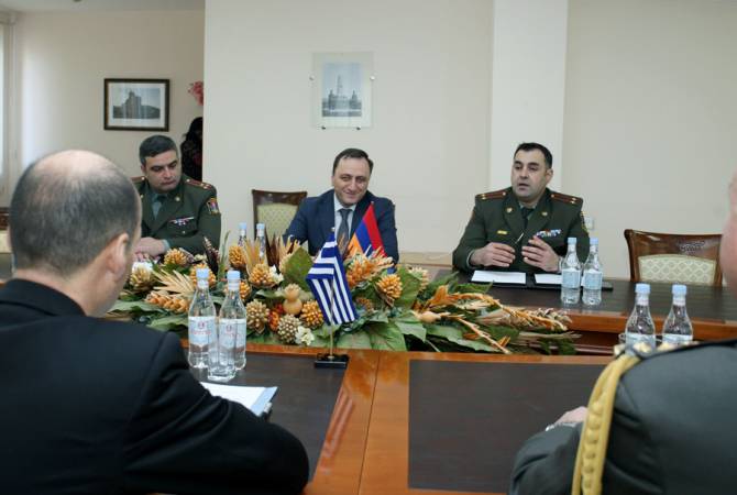 Подготовка кадров, обмен опытом: подписан план армяно-греческого военного сотрудничества 