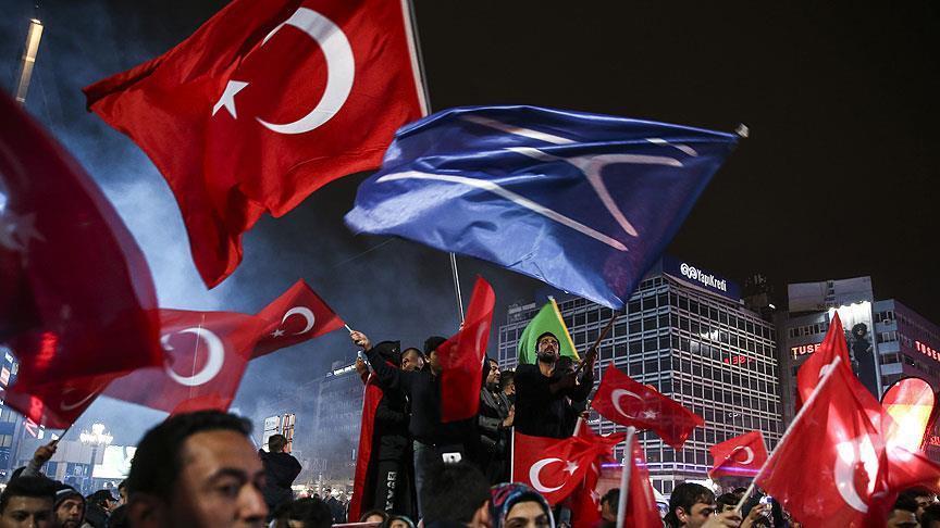Жесткая Турция с агрессивной политикой: как отреагирует Запад на референдум? (интервью)