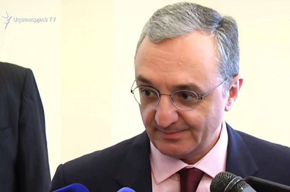 Зограб Мнацаканян: Переговоры ведутся вокруг статуса и безопасности Карабаха 