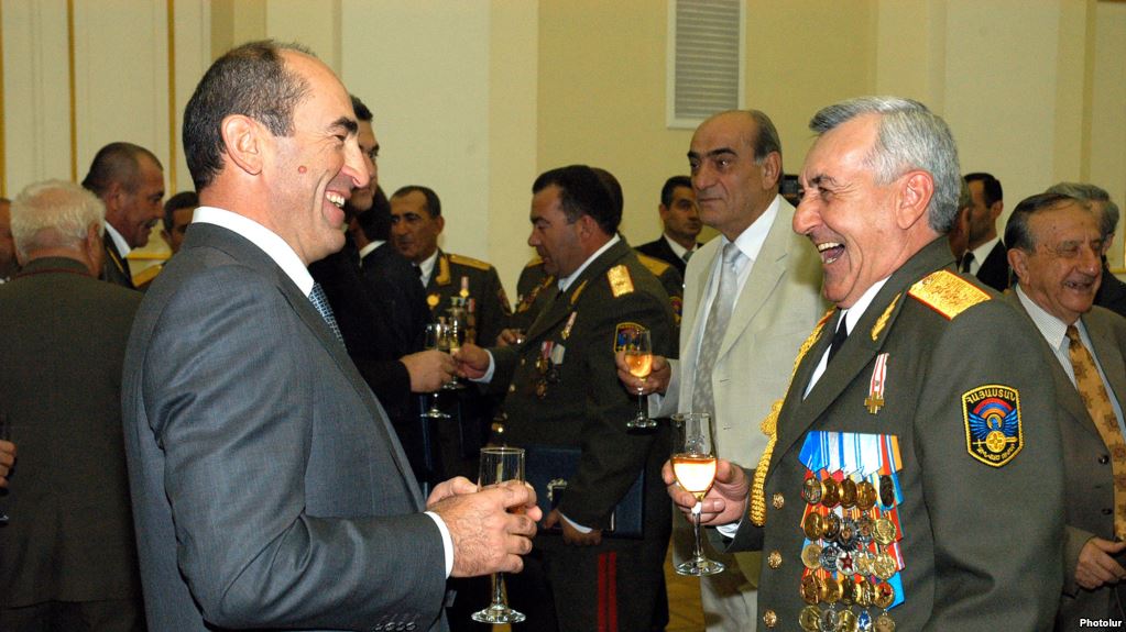 Россия отменила розыск опального экс-министра обороны Армении Арутюняна