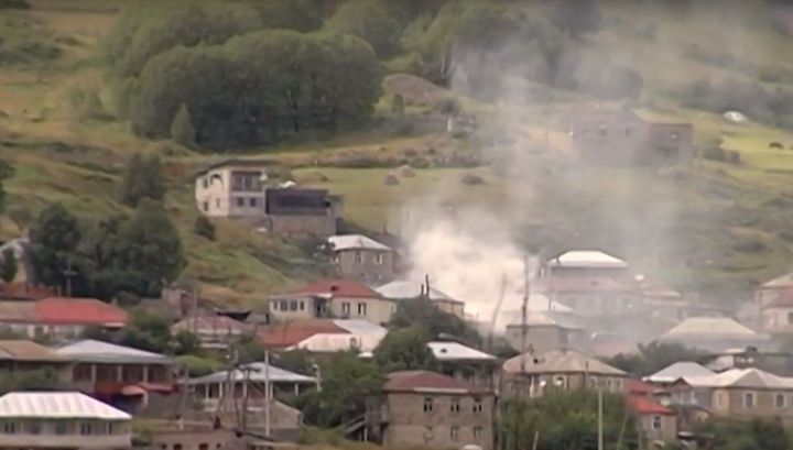 Туристы погибли при крушении частного вертолета в горах Грузии