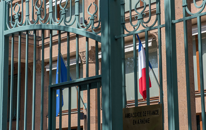 Посольство Франции в Армении возобновляет выдачу виз  