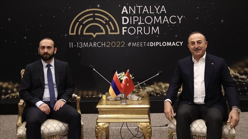 Глава МИД Армении готов к встрече с турецким коллегой