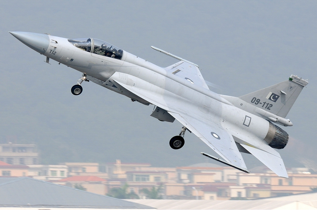Ռազմական փորձագետ. «Супер Мушак»–ը թույլ կտա պատրաստել ռազմական օդաչուներ Ադրբեջանի համար