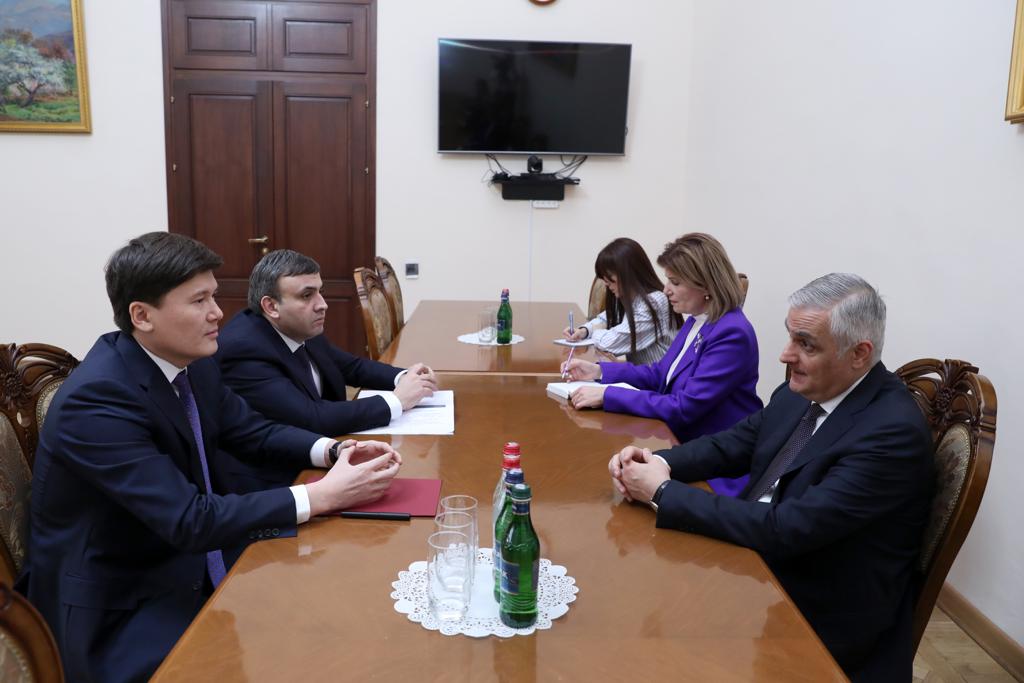 ЕЭК и Армения обсудили вопросы расширения взаимодействия экономик стран ЕАЭС