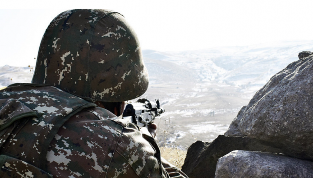 ВС Азербайджана открыли огонь по армянским позициям на участке Сотк и Неркин Ханд - МО