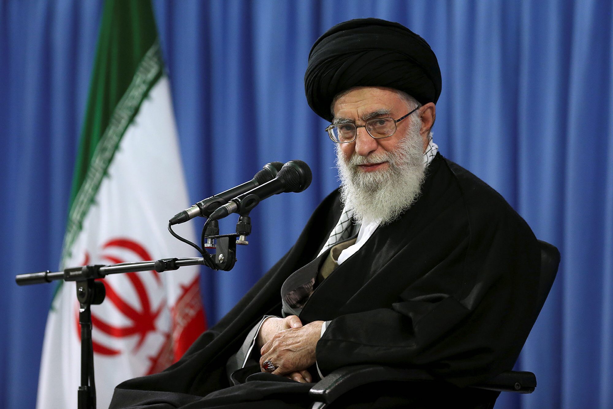 Хаменеи: террористы не должны размещаться вблизи иранских границ