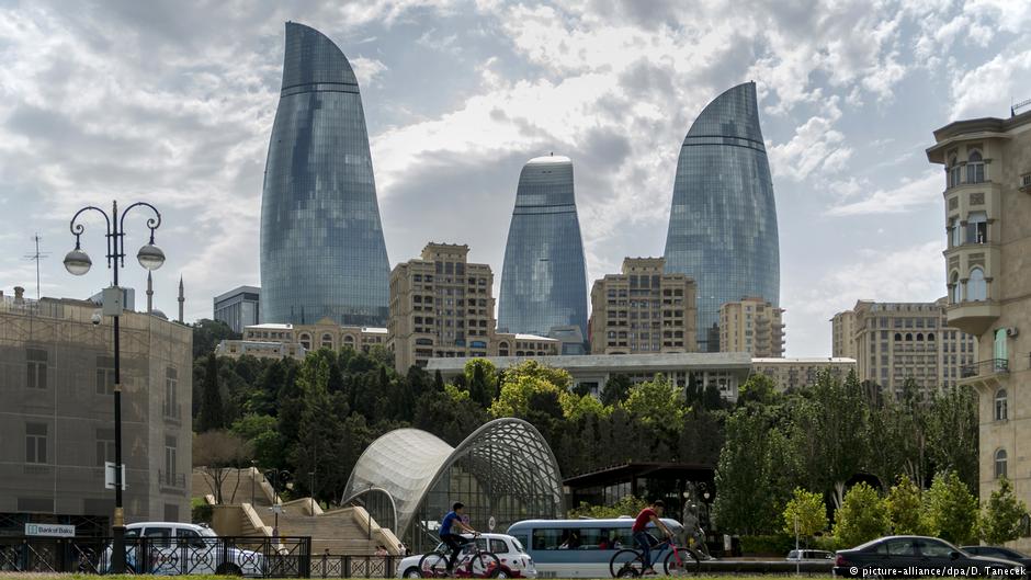 OCCRP: Баку через британские фиктивные компании платил взятки европейским политикам
