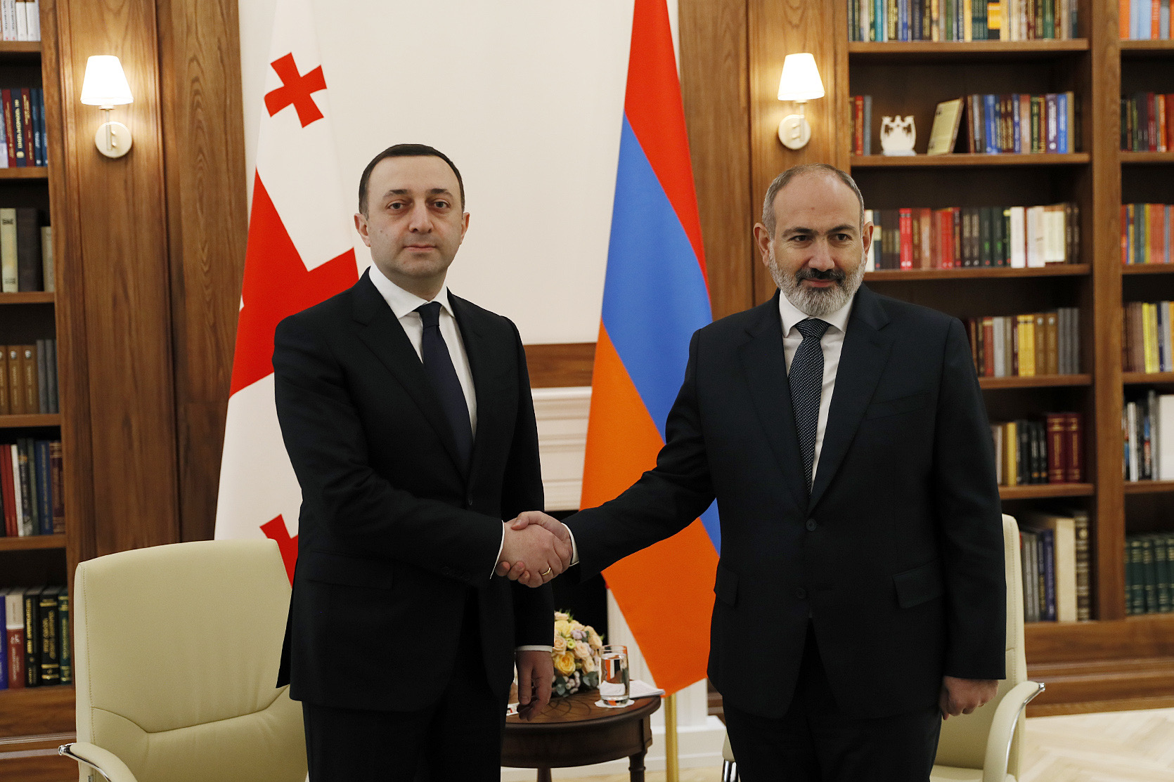Экономика и региональная безопасность – о чем договорились премьеры Армении и Грузии? 