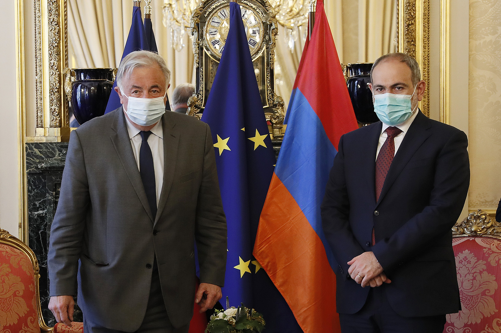 Франция продолжит усилия по возвращению армянских военнослужащих - председатель Сената