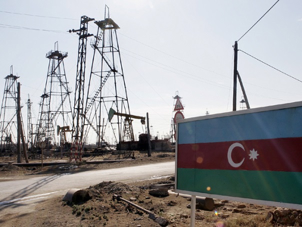 Украина увеличила закупки азербайджанской нефти 