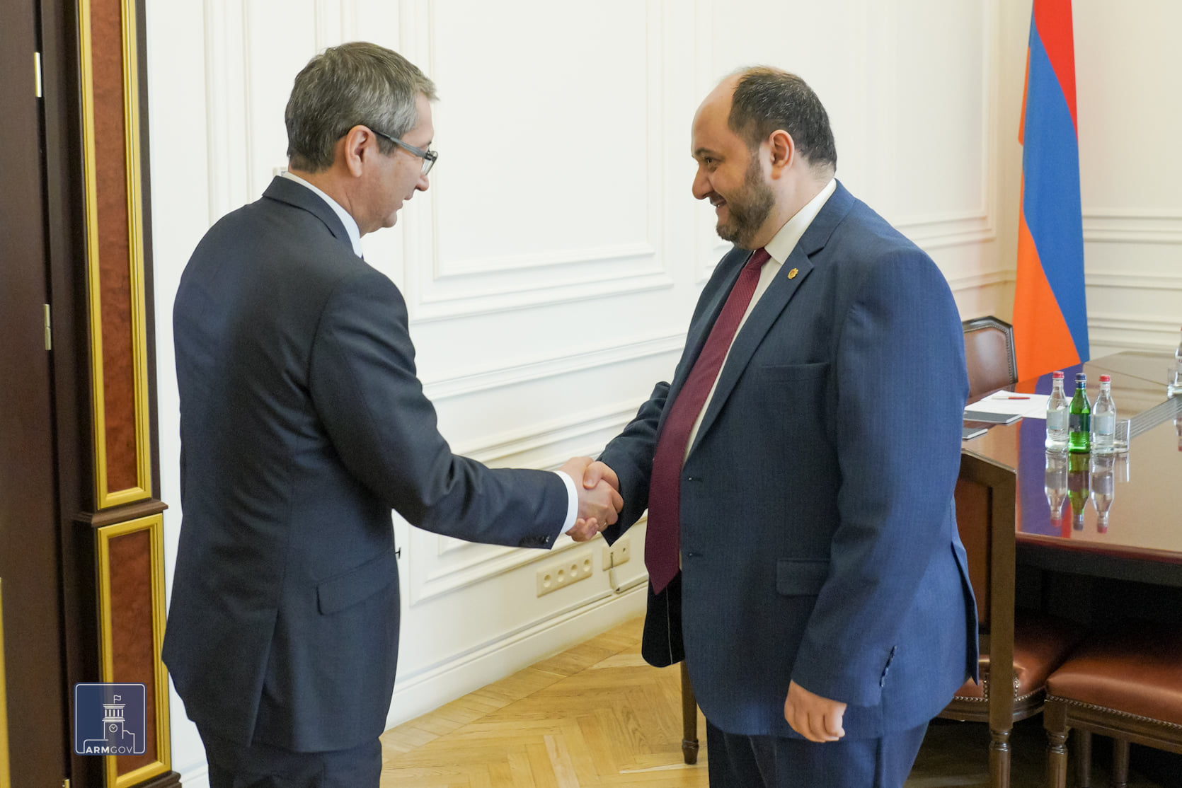 Арутюнян и посол Казахстана обменялись мнениями о перспективах сотрудничества двух стран