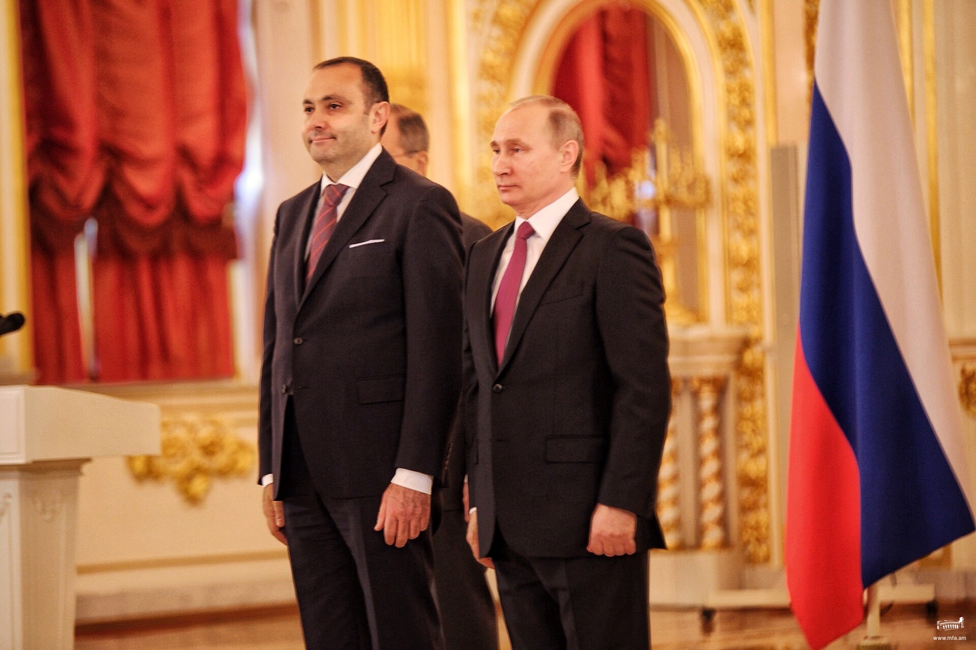 Новый посол Армении вручил Путину верительные грамоты