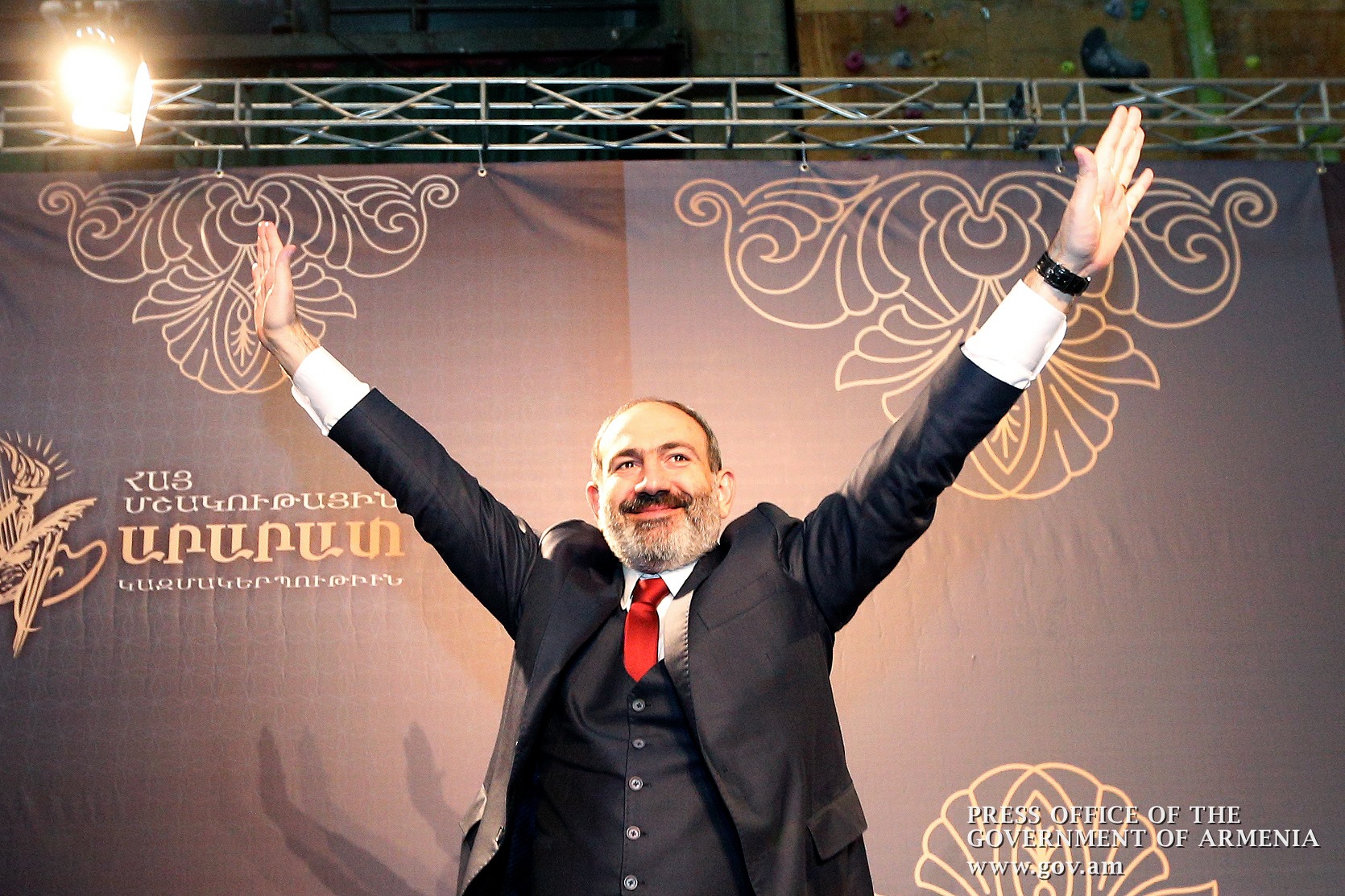 Приглашаю всех армян Нью-Йорка на встречу - Никол Пашинян