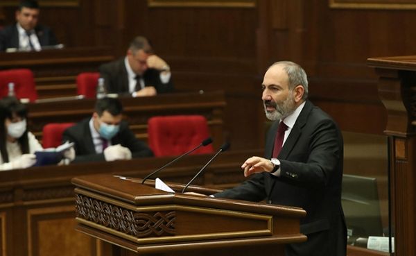 «Стая», «выскочка»: Омбудсмен Армении призвал Пашиняна пересмотреть свою лексику 