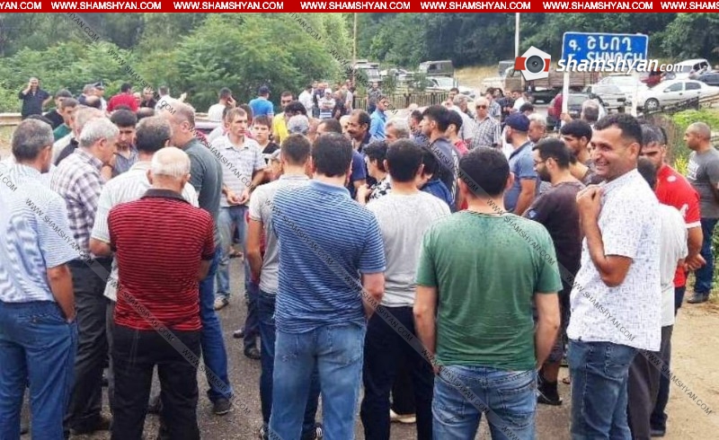 Жители общин Шнох и Техут перекрыли дорогу к руднику «Техут»  