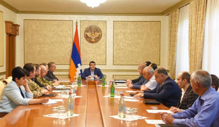  Араик Арутюнян созвал заседание Совета безопасности