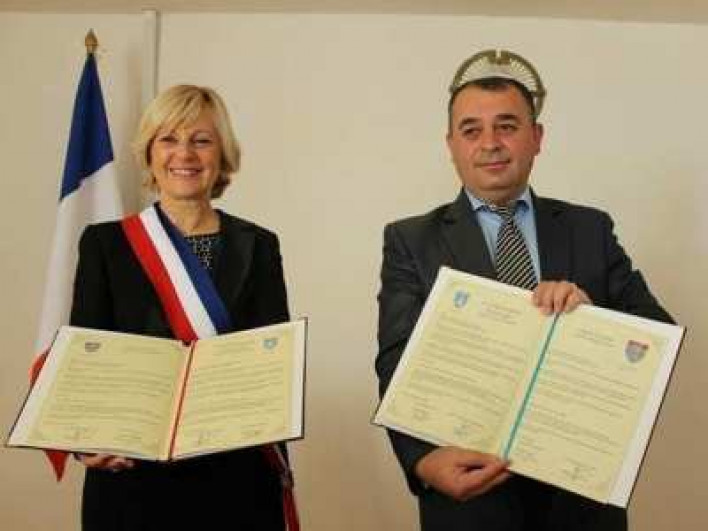 Мэры французских городов будут бороться за дружбу с городами Арцаха в суде