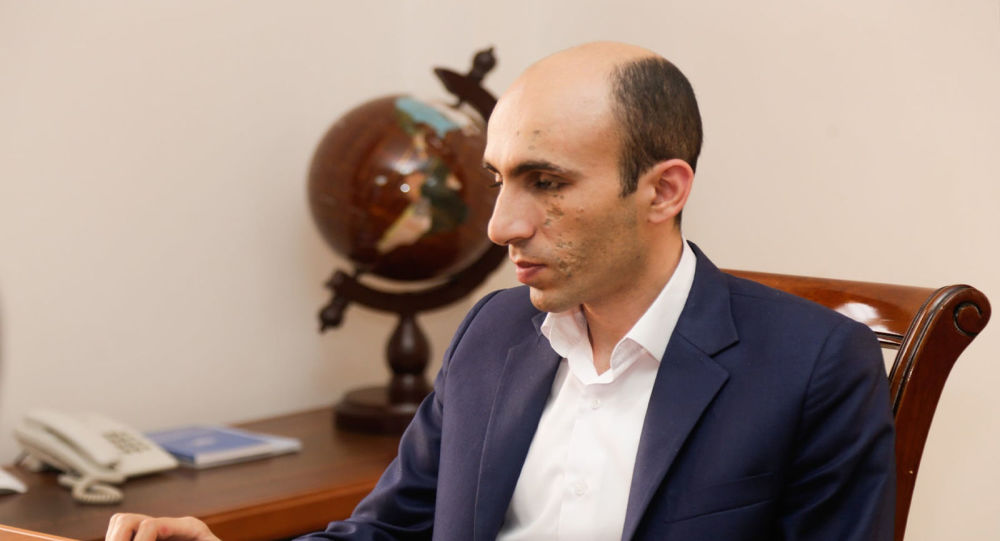 Бегларян: возвращение пленных  - обязанность Азербайджана, а не проявление 