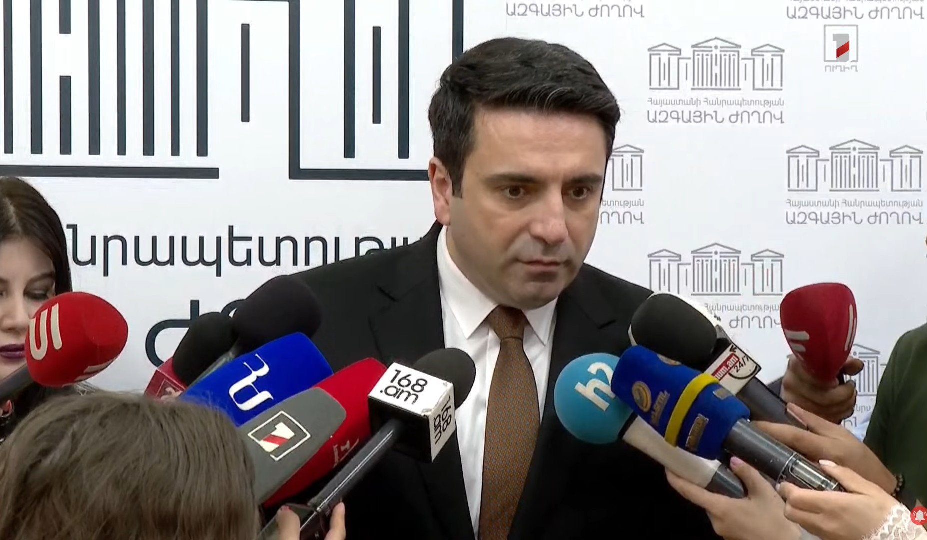 Ալեն Սիմոնյանը՝ բանակային բարեփոխումների և Հայկ Սարգսյանի օրինագծի մասին