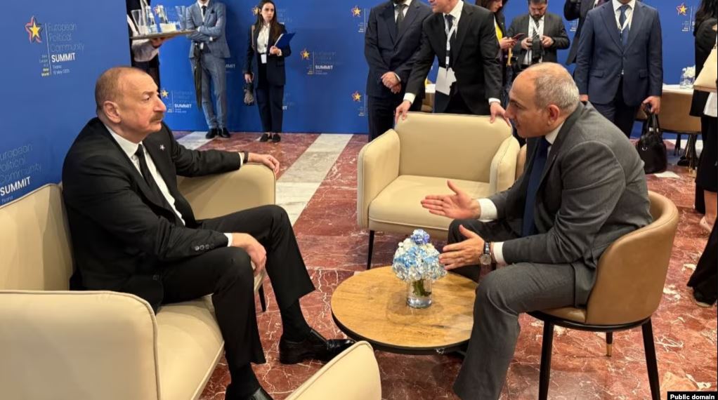 Визит Мустафаева связан с переселением в Армению азербайджанцев - Габрелянов