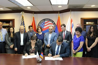 Հայկական եւ ասորական համայնքները Լոս Անջելեսում ստորագրել են համագործակցության հուշագիր