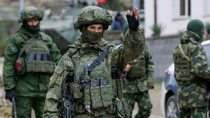 Кремль: Россия будет продолжать выполнять роль гаранта безопасности в Карабахе