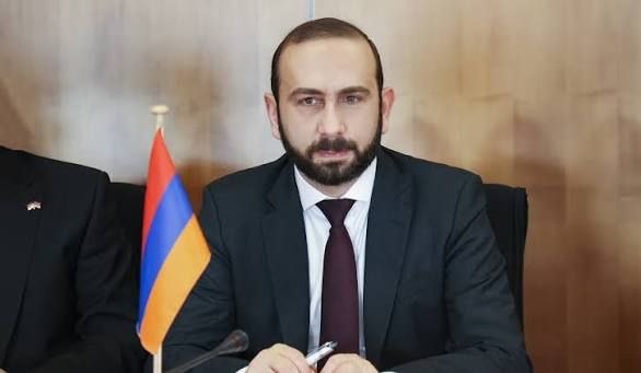 Мирзоян назвал отношения Армении и России дружественными, а разногласия — преодолимыми