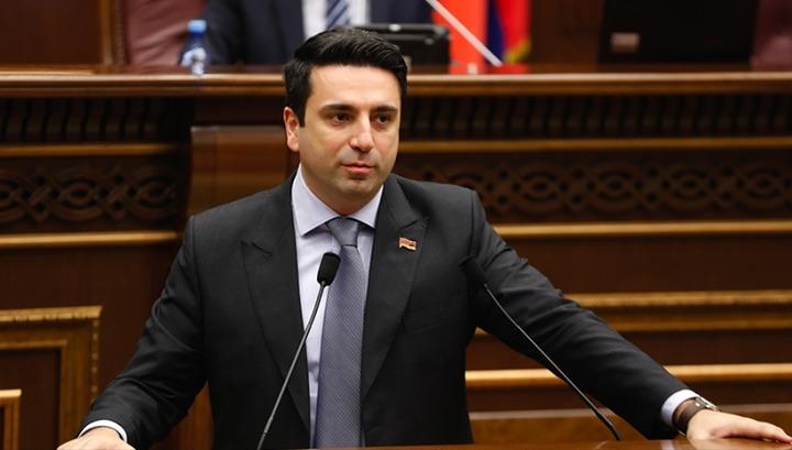 Вице-спикер о применении силы: Власти Армении будут действовать в рамках закона