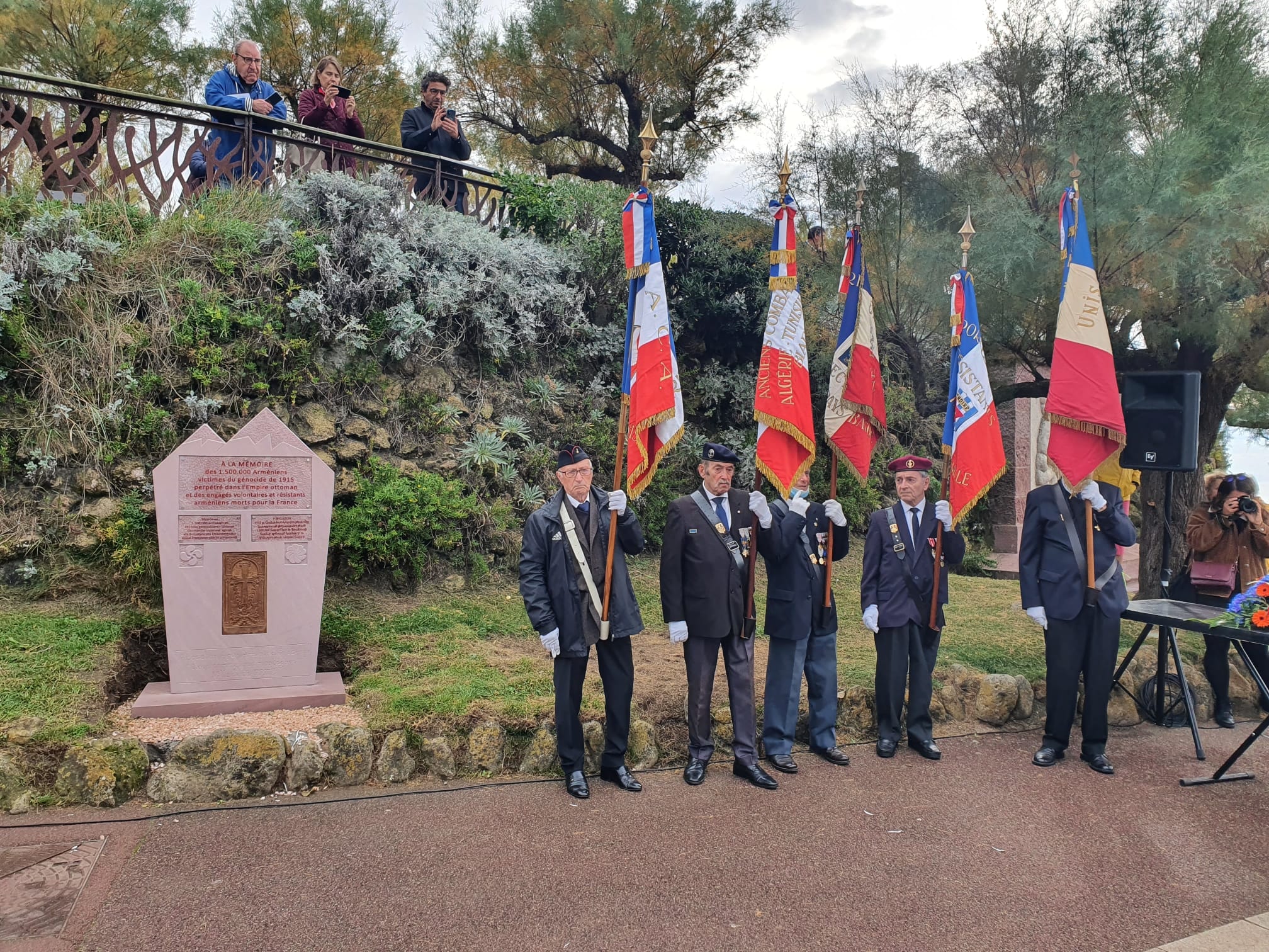 Во французском городе Биарриц установили памятник жертвам Геноцида армян