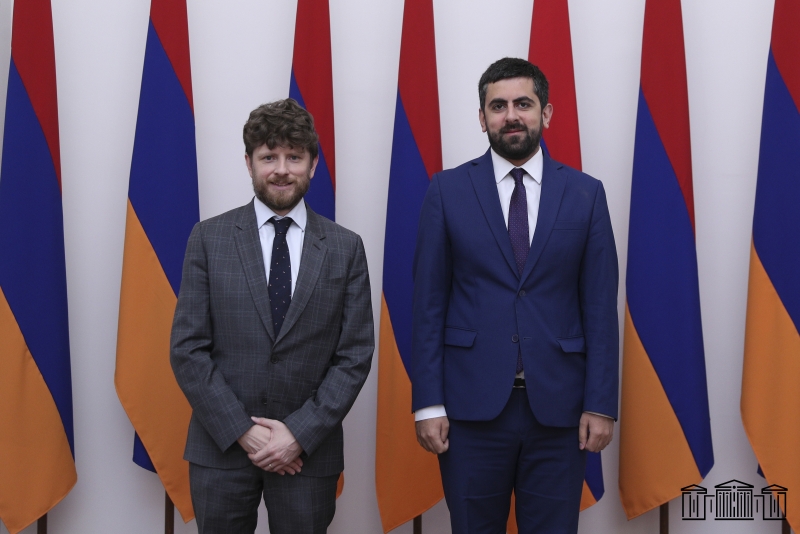 Ханданян и посол обсудили взаимодействие Армения-Франция