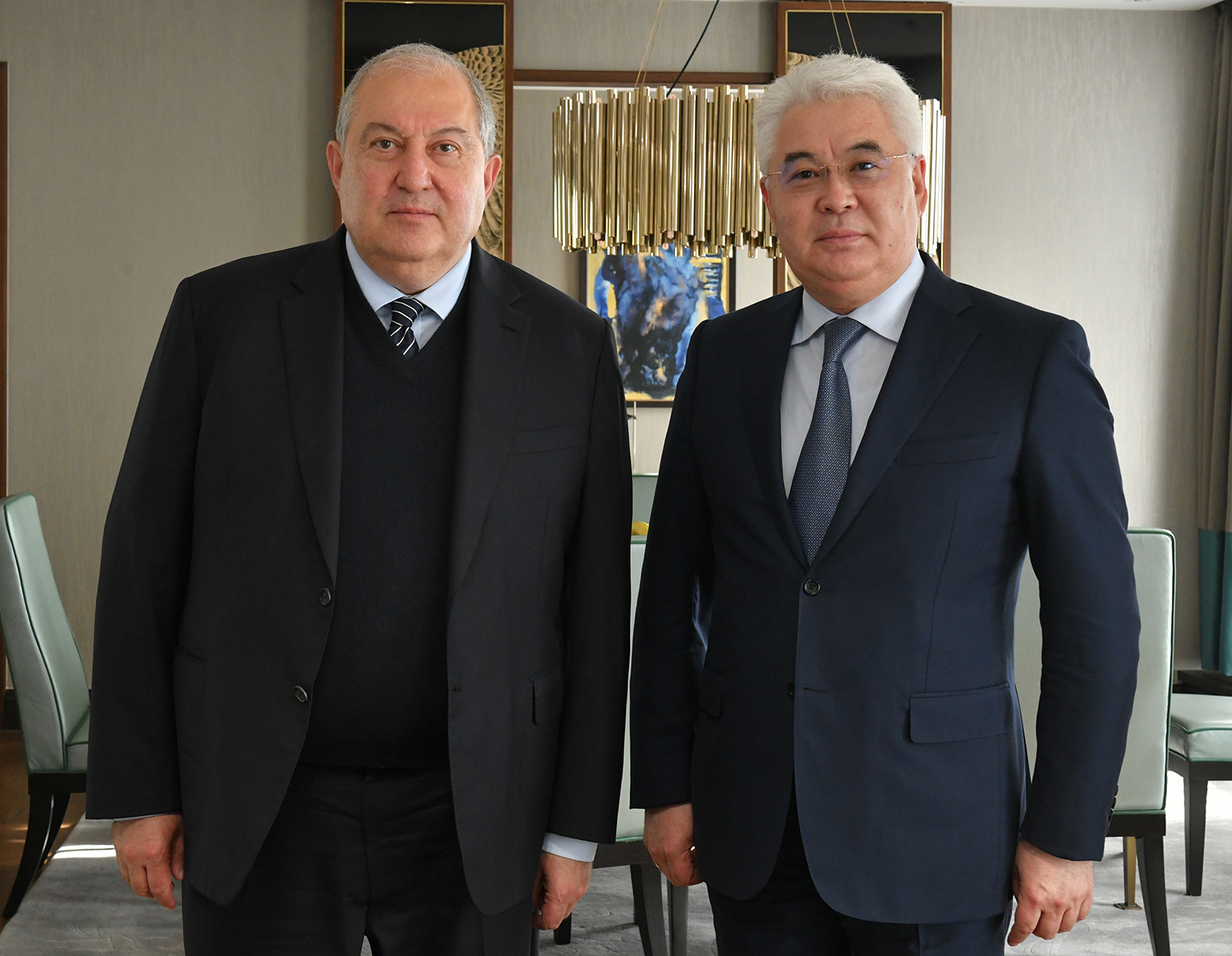 Саркисян и Атамкулов подчеркнули необходимость максимально использовать возможности ЕАЭС
