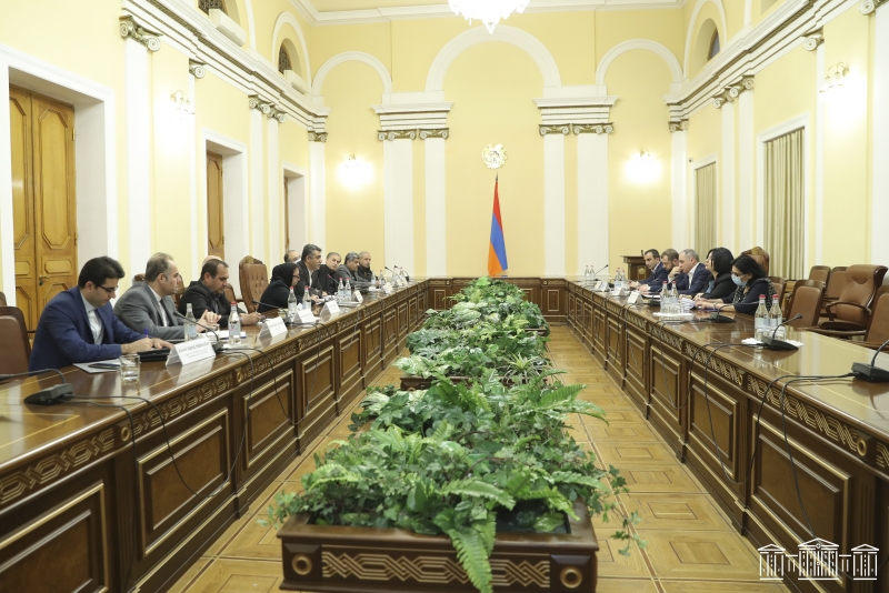 Депутаты Армении и Ирана обсудили развитие экономических связей между двумя странами