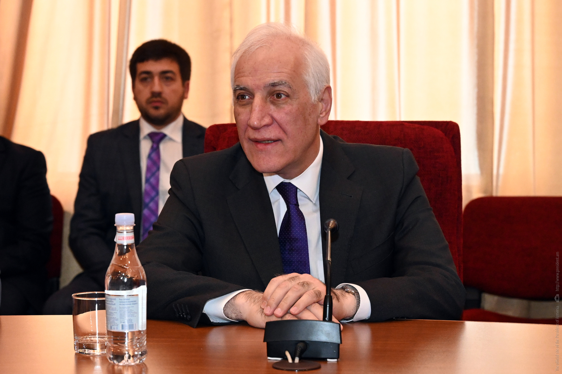 Президент РА о переговорах с Баку: Не коридор, а облегченный таможенный режим