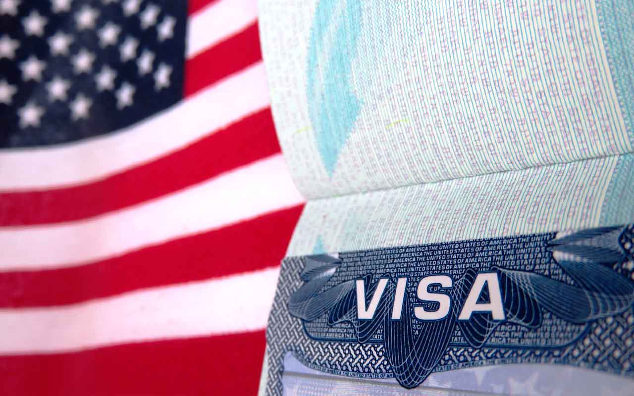 Посольство США в Армении временно приостановило некоторые визовые услуги