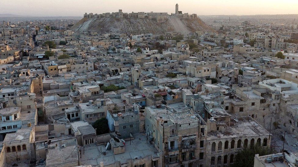 Курдские отряды самообороны передали ряд районов Алеппо под контроль армии Сирии