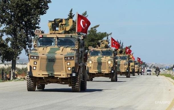 МИД САР: Турецкая бронетехника с боеприпасами движется на помощь террористам в Сирии